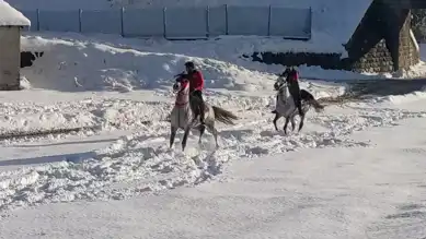Doğu Anadolu'da Karlı Cirit Antrenmanları