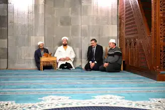 Yaşlı Kadın İçin Anma Mevlidi