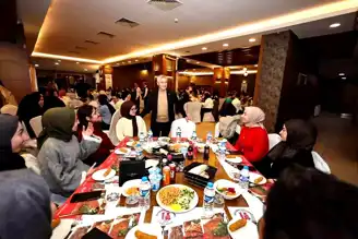 Tahmazoğlu, Erzurum'daki Şahinbeyli Öğrencilerle Buluştu