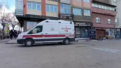 Yaşlı Kadın Evde Ölü Bulundu