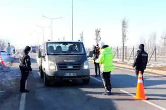 Erzurum'da Yılbaşı Güvenliği İçin 3485 Personel Görevde