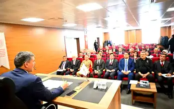 Erzurum'da İl İdaresi Toplantısı: Kamu Hizmetleri Değerlendirildi
