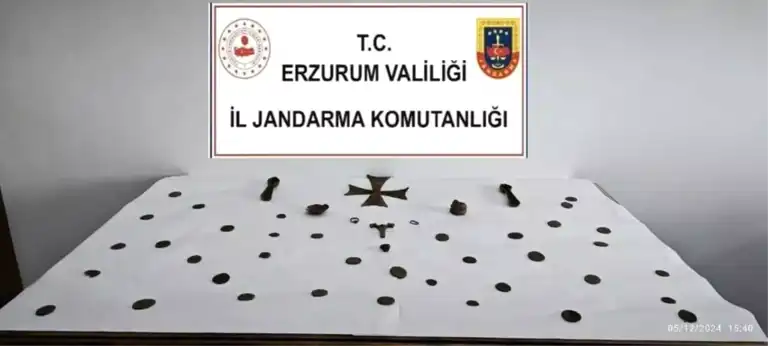 Erzurum'da Antik Eser Baskını: 47 Parça Ele Geçirildi