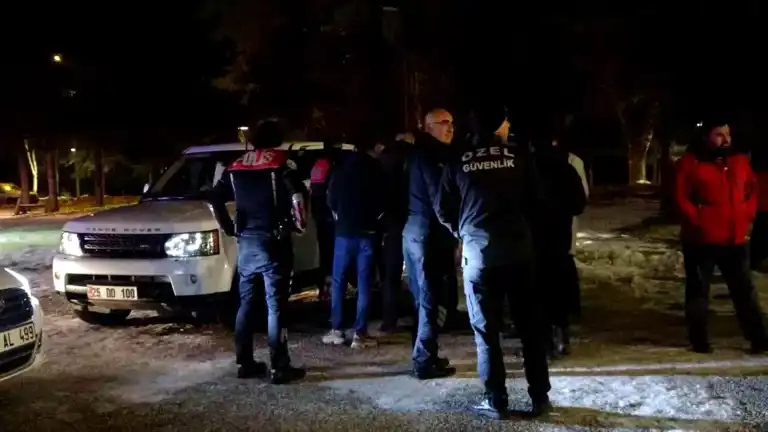 Erzurum'da Baba, Aracında Ölü Bulundu