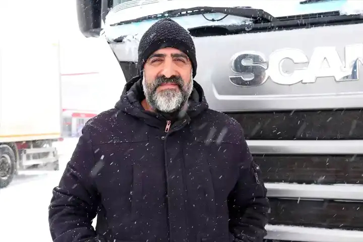 Erzurum'da Kar ve Tipi: Yollar Kapandı!