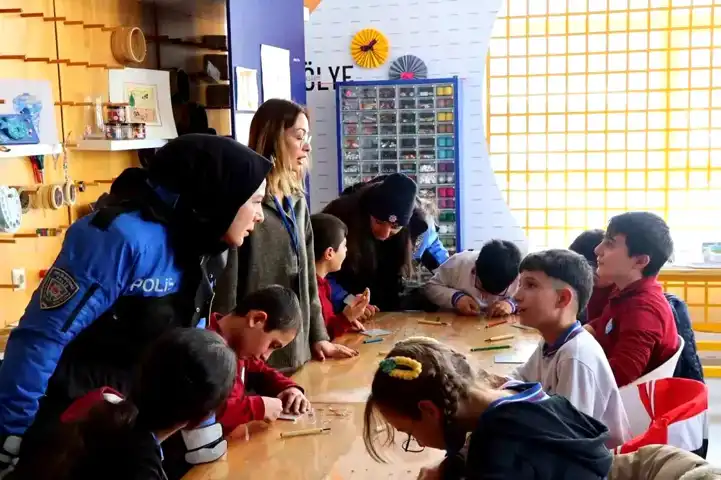 Erzurum'da Çocuklara Emniyet Eğitimi