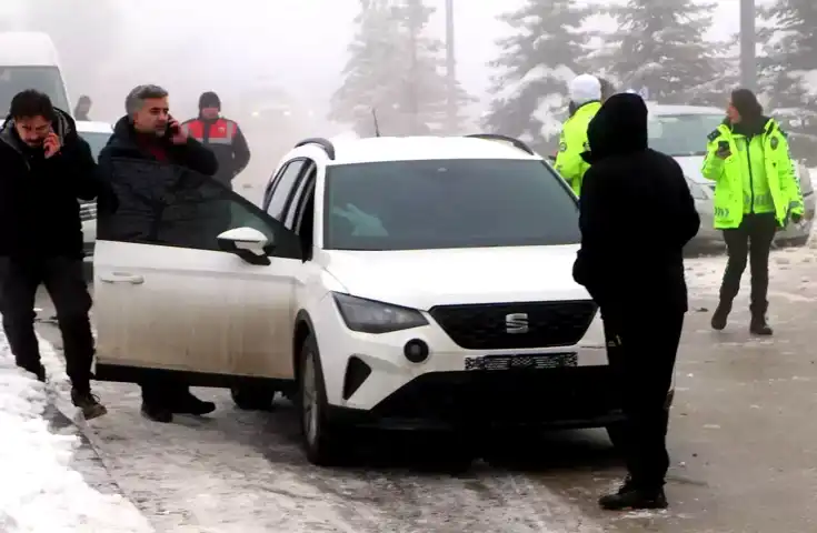 Doğu Anadolu'da Buzlanma: Çoklu Araç Kazası