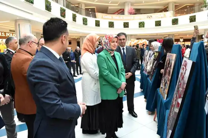 Sanatla Şiddete Karşı: Kadına Yönelik Şiddet Sergisi