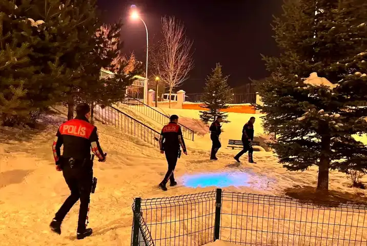 Palandöken'de Bıçaklı Kavga: 1 Yaralı, Şüpheli Yakalandı