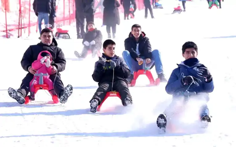 Doğu Anadolu'da Kış Sporları Başladı!