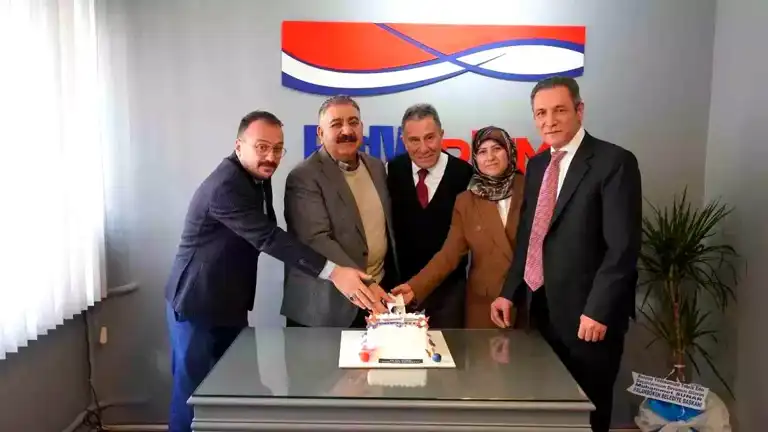 Radyo Ritm 33 Yaşında!