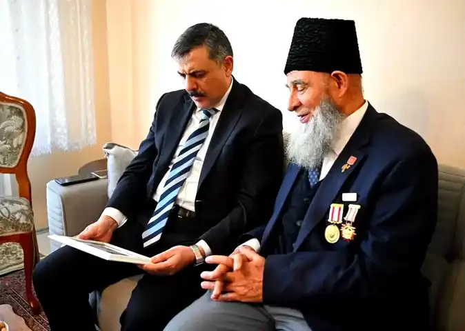 Vali Çiftçi, Kıbrıs Gazisi'ni Ziyaret Etti