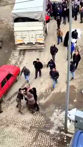 Uzundere'de Yardım Kavgası!